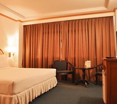 Western Grand Hotel Ratchaburi Εξωτερικό φωτογραφία